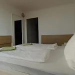 Otel Plazs