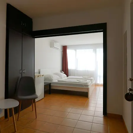 Plazs Hotel