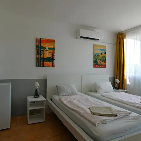 Hotel Plazs 2*