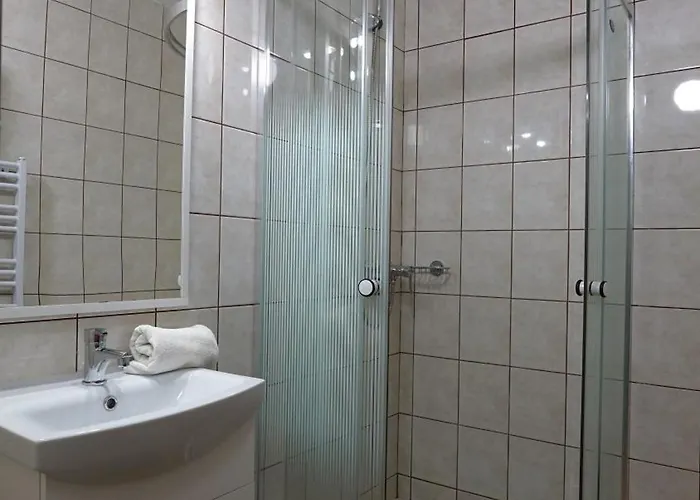 Hotel Plazs 2*